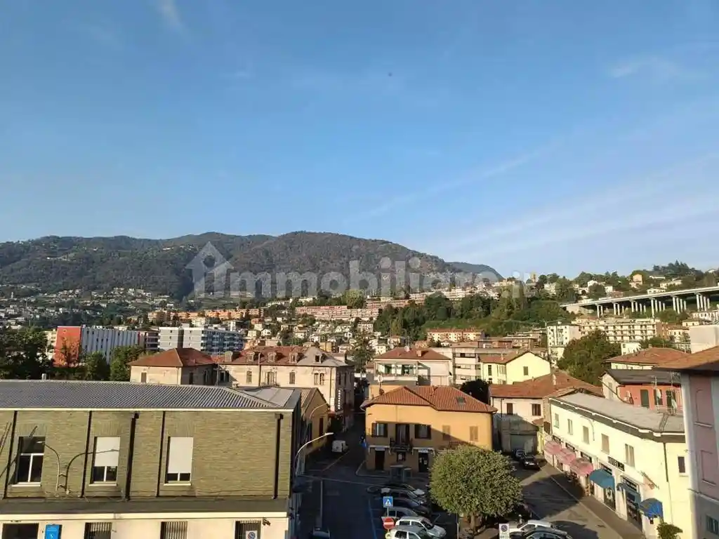 Appartamento in affitto a Como