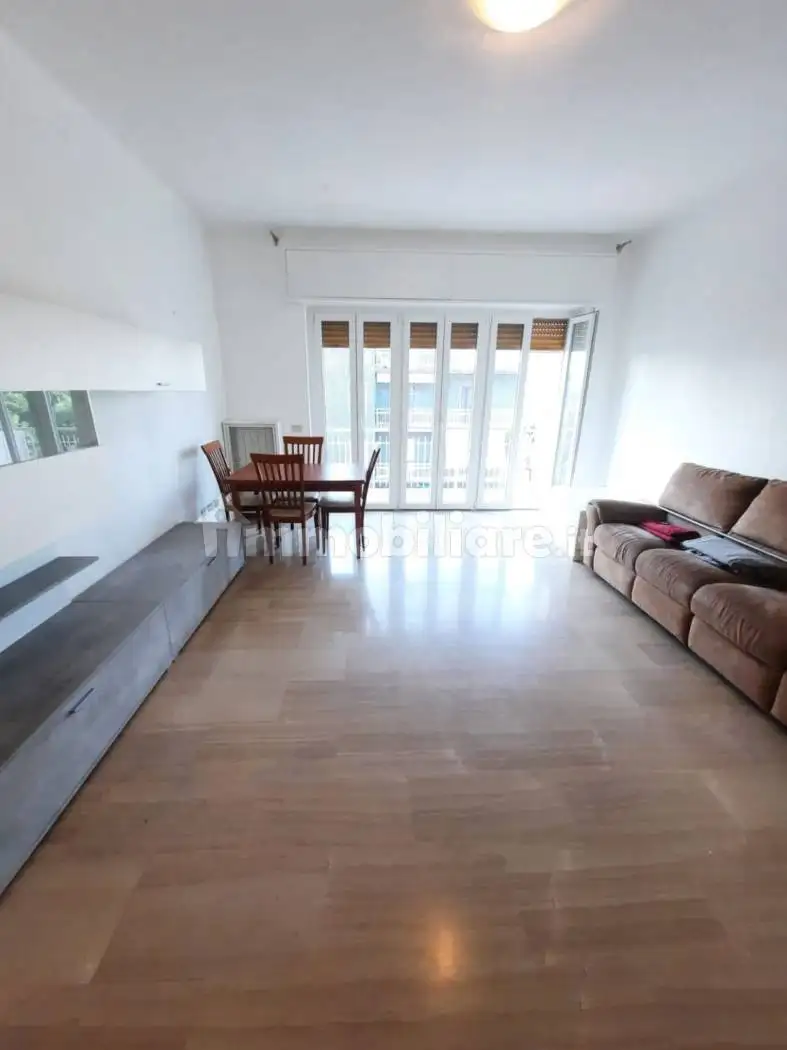 Trilocale via 25 Aprile, Centro, Cesano Boscone - foto 2