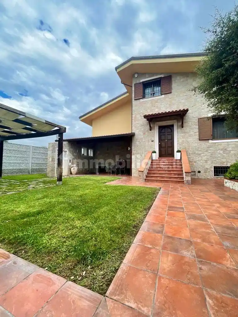 Villa unifamiliare via del Salice 10, Salice Vecchio, Foggia - foto 2