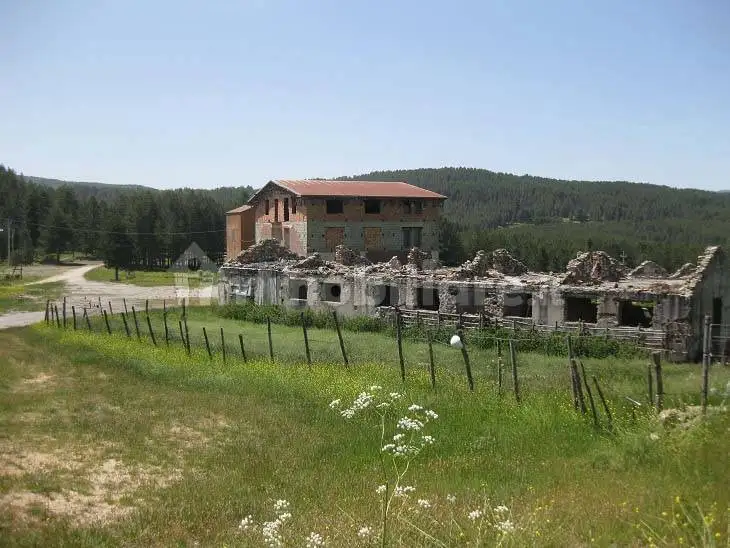 Rustico - Casale in vendita a Spezzano della Sila