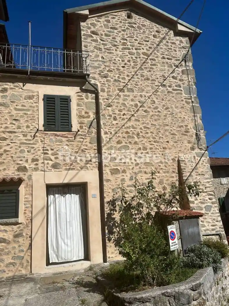 Palazzo - Edificio in vendita a San Marcello Piteglio