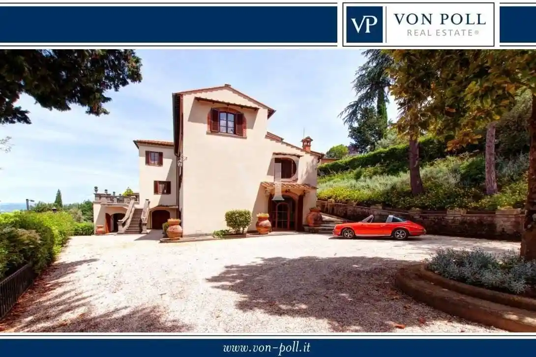 Villa in vendita a Arezzo
