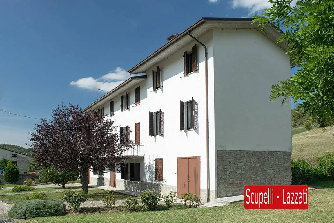 Villa in vendita a Val di Nizza