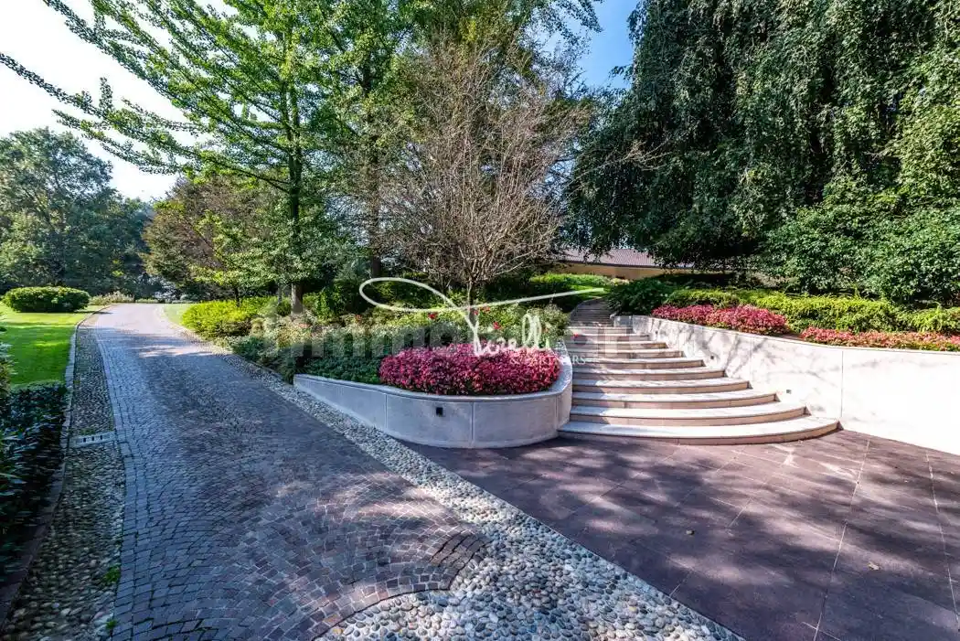 Villa in vendita a Casatenovo