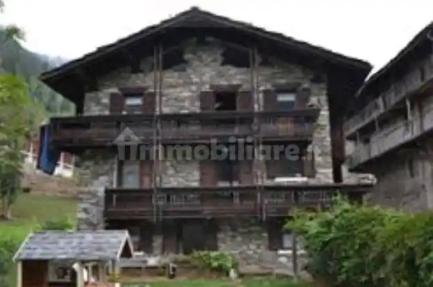 Casa indipendente in vendita a Champorcher