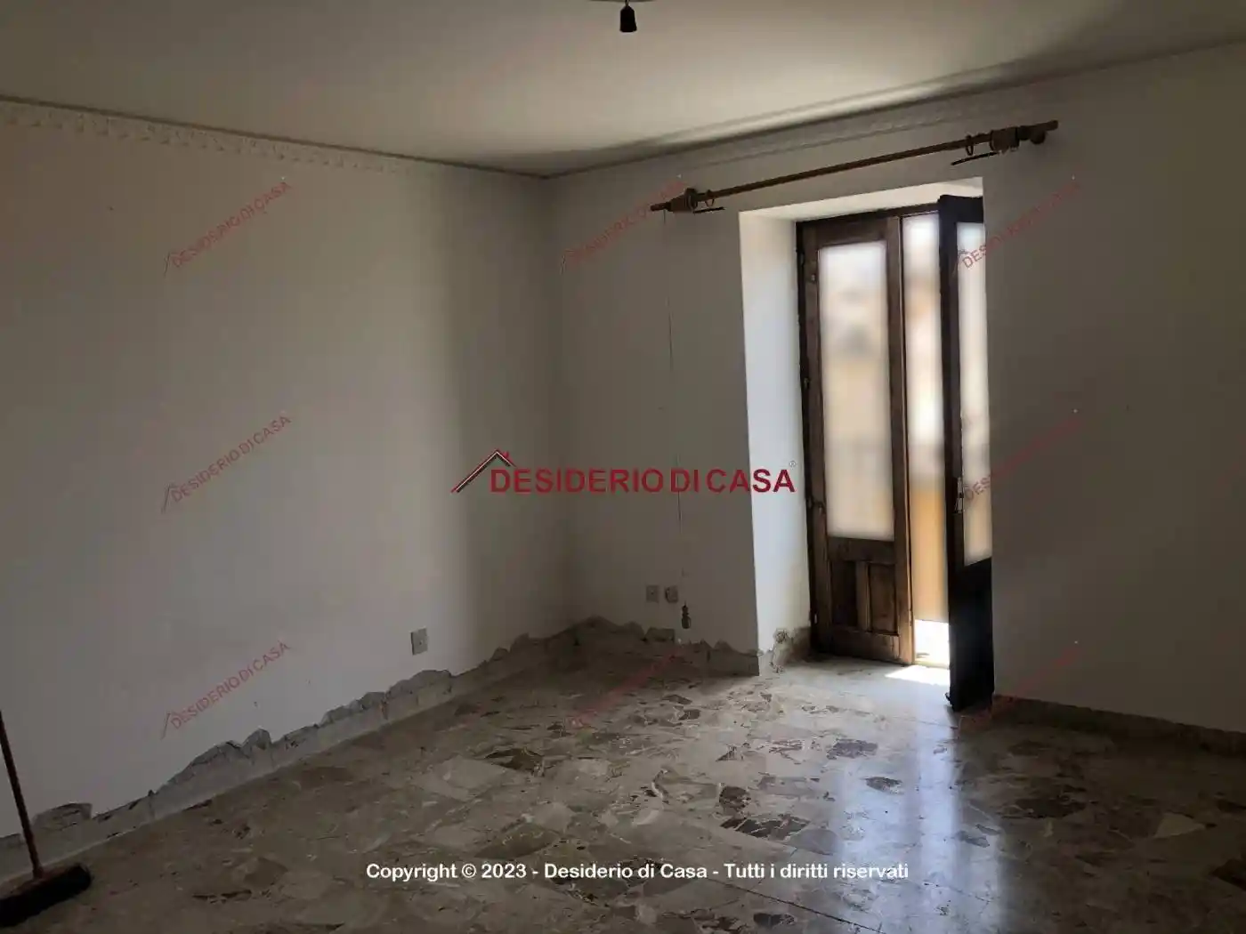 Casa indipendente in vendita a Pollina