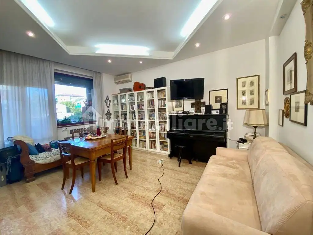 Appartamento in affitto a Bologna