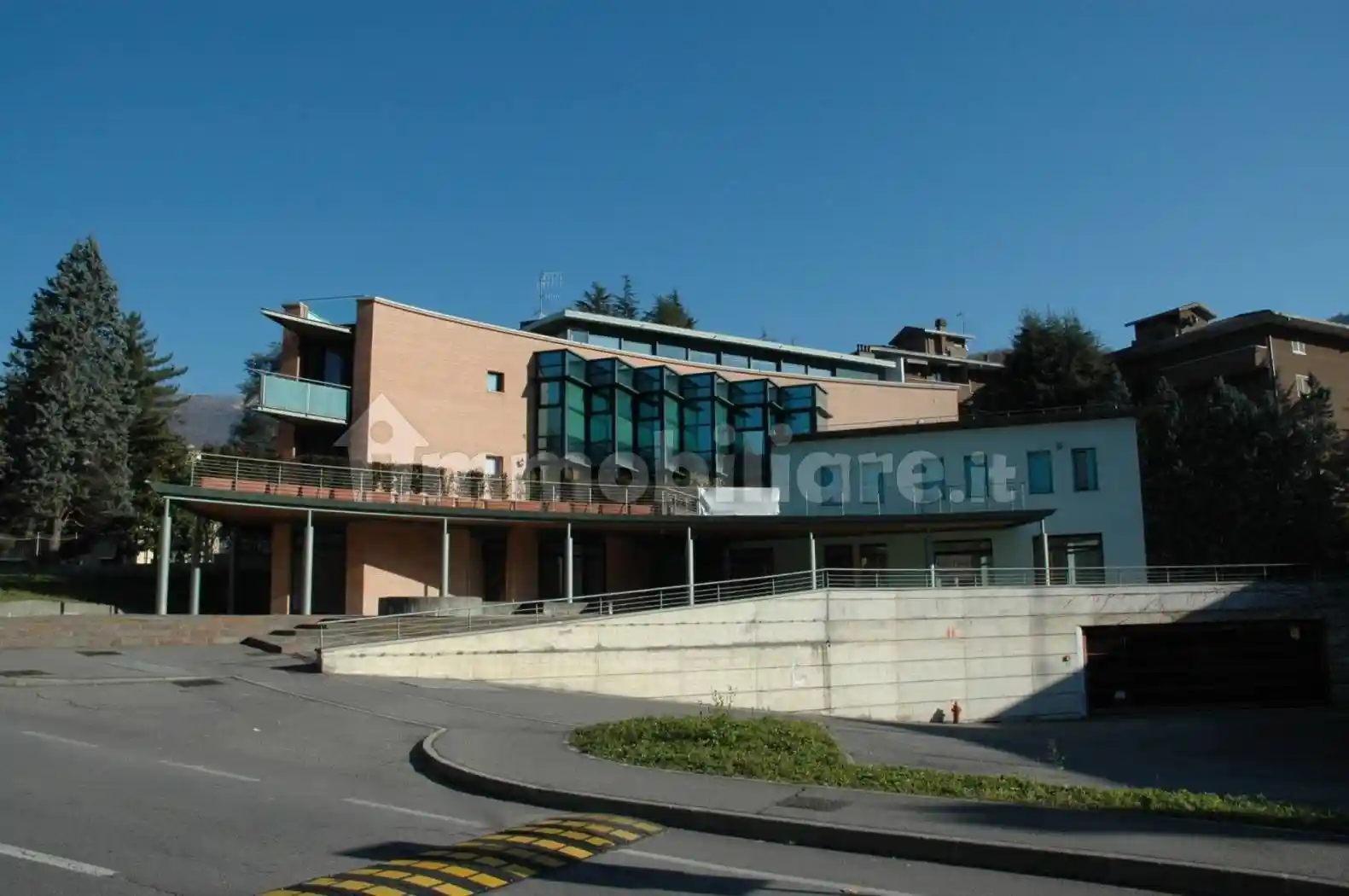 Appartamento in vendita a Caprino Bergamasco