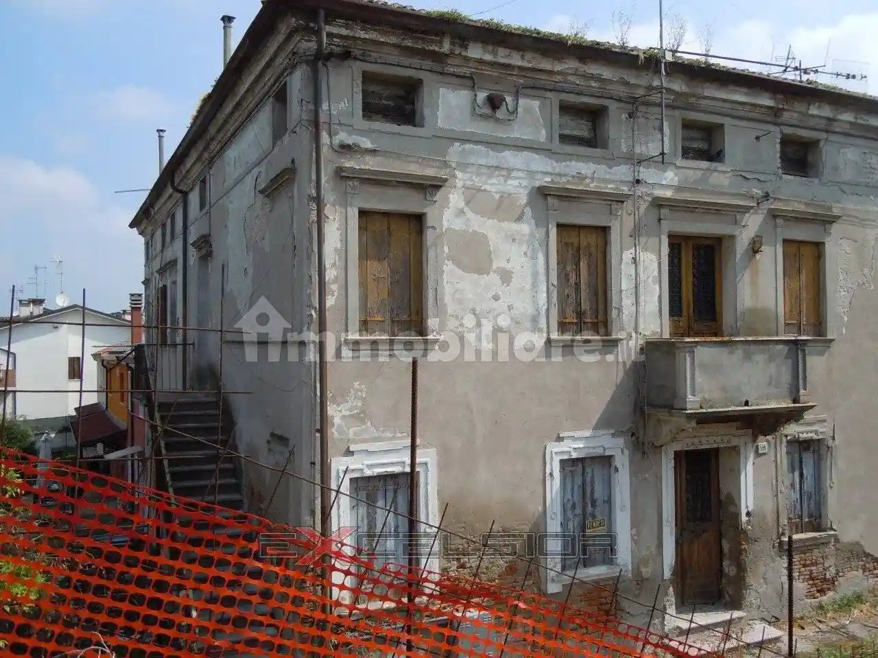 Rustico - Casale in vendita a Porto Viro