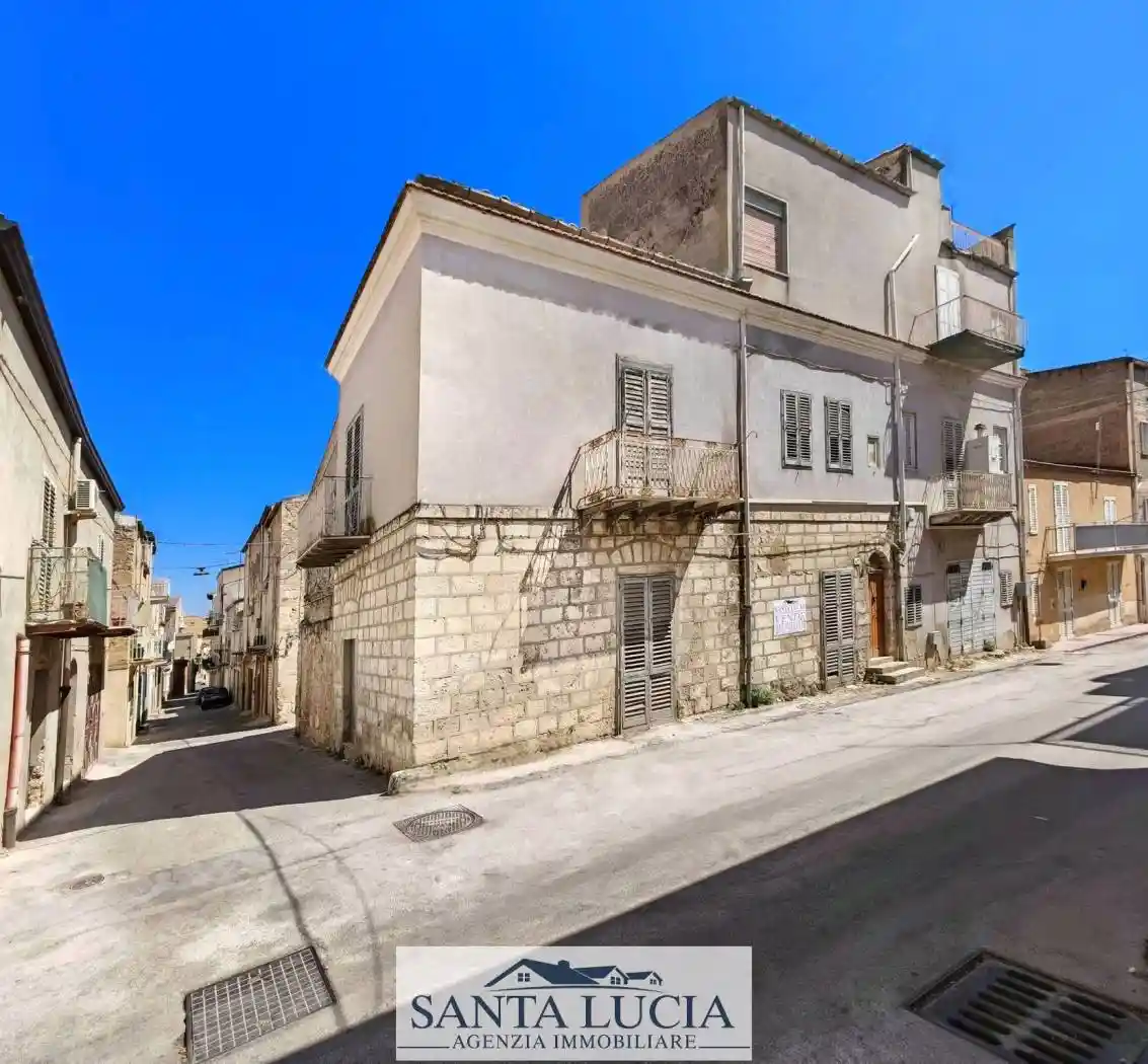 Palazzo - Edificio in vendita a Canicattì