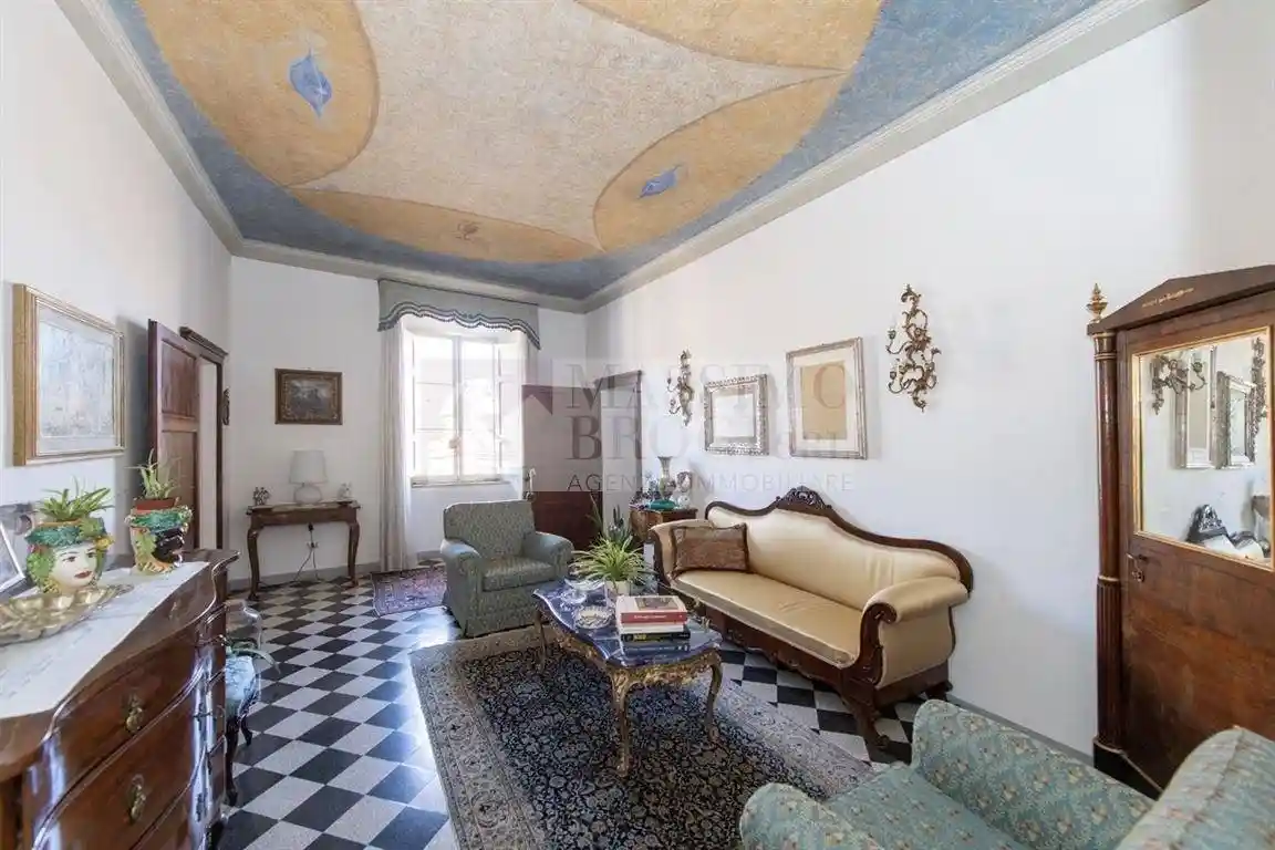 Appartamento in vendita a Siena