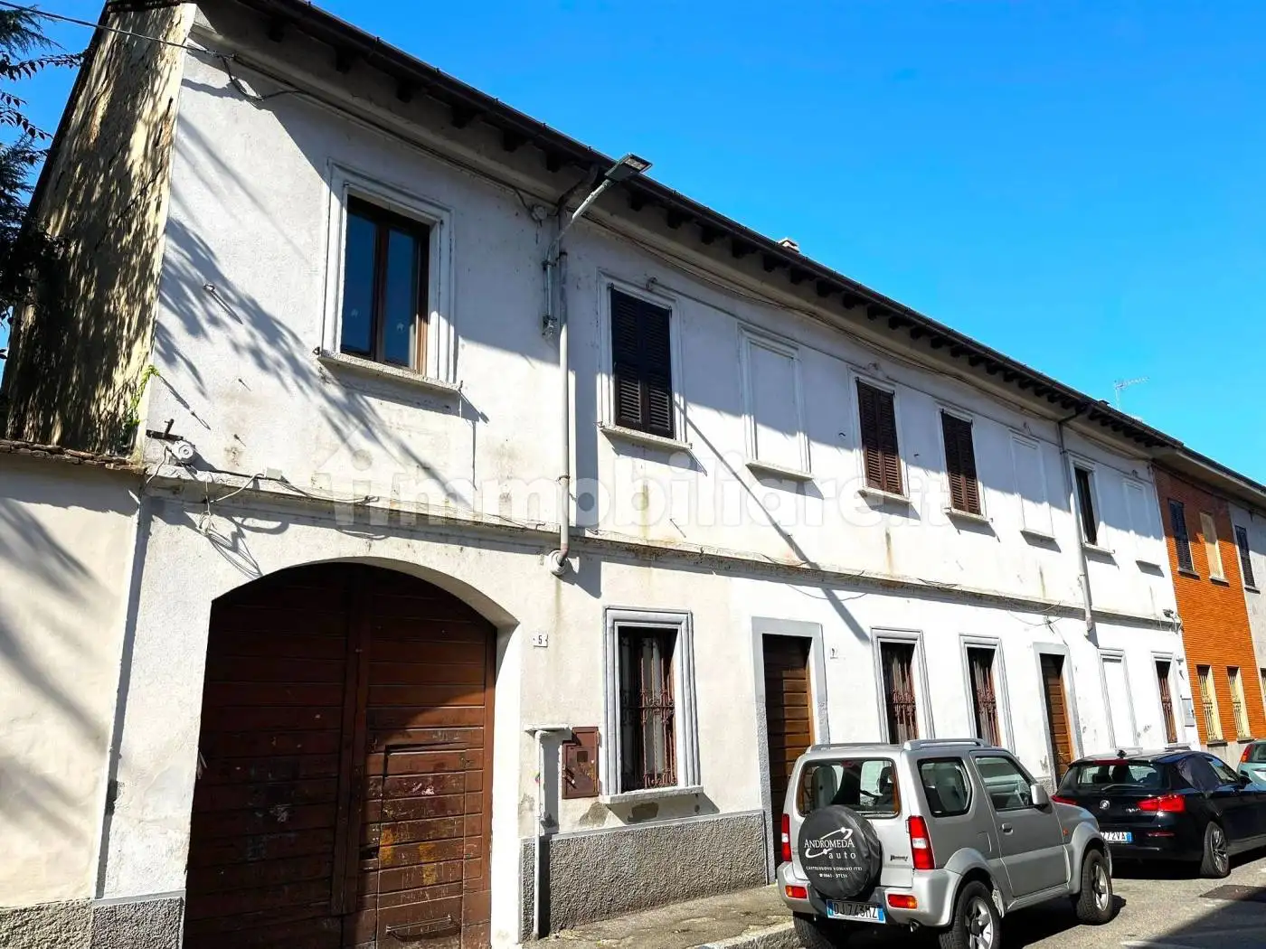 Palazzo - Edificio in affitto a Legnano