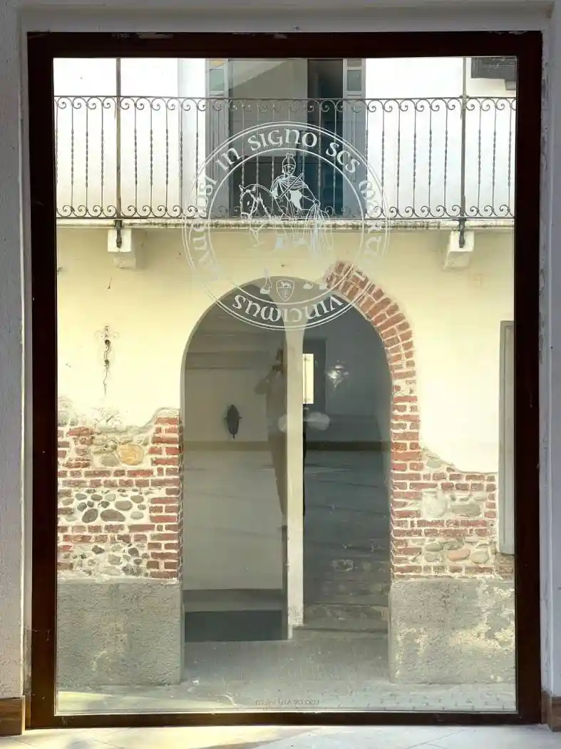 Palazzo - Edificio in Affitto - foto 2