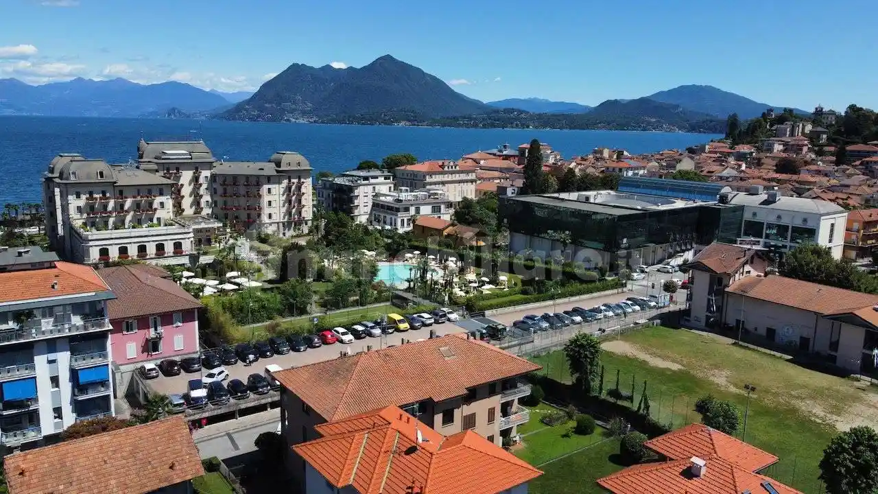 Appartamento in vendita a Stresa