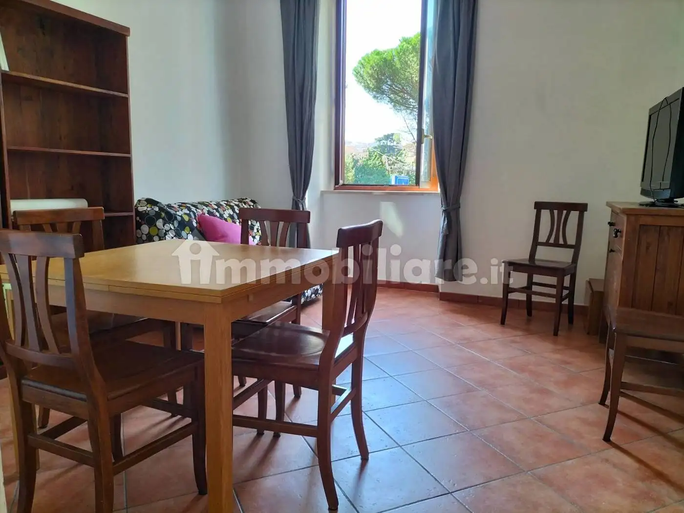 Open space viale Giuseppe Mazzini, Bivio di San Polo, Tivoli - foto 4