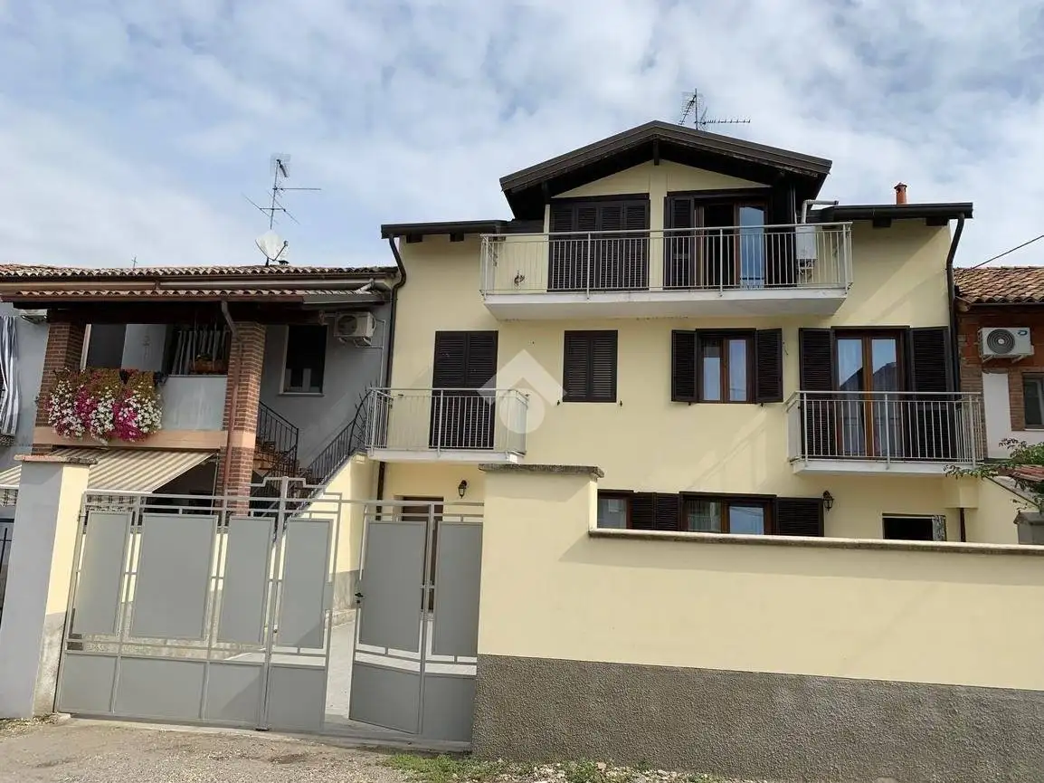 Casa indipendente in vendita a Corana