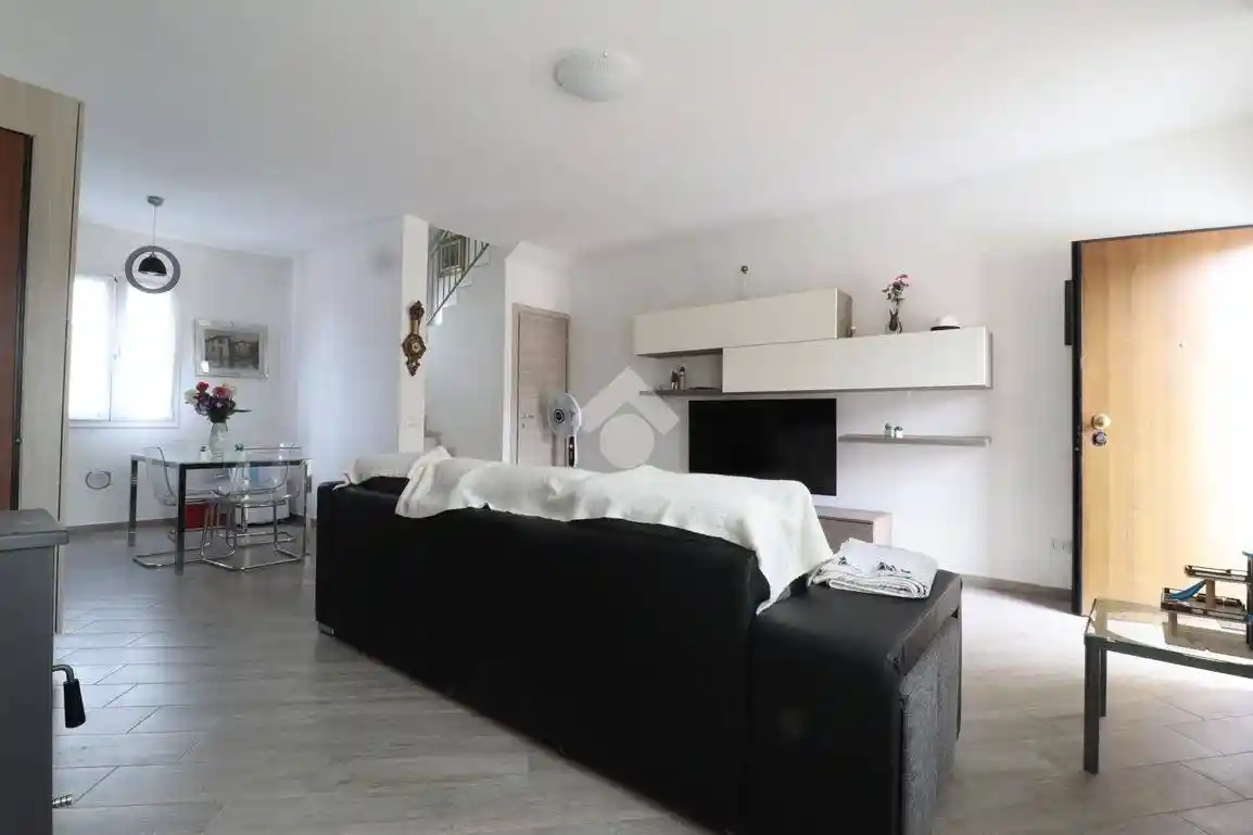 Terratetto plurifamiliare via San Gregorio 20, Ghiaie, Corana - foto 4