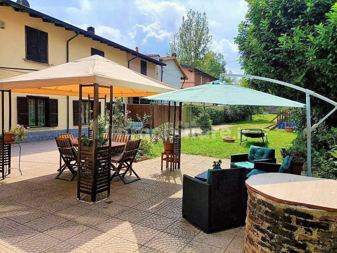 Appartamento in vendita a Biassono