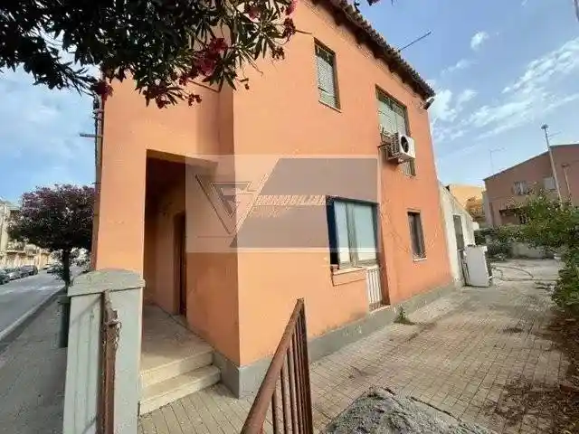 Palazzo - Edificio in vendita a Siracusa