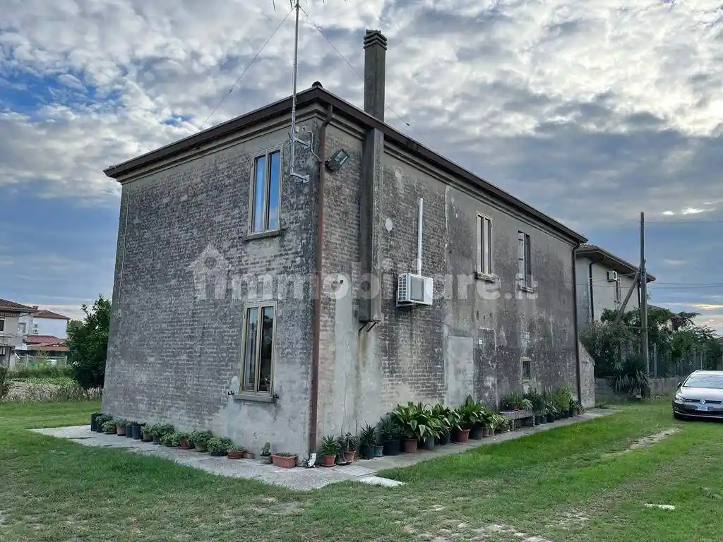 Villa in vendita a Ariano nel Polesine