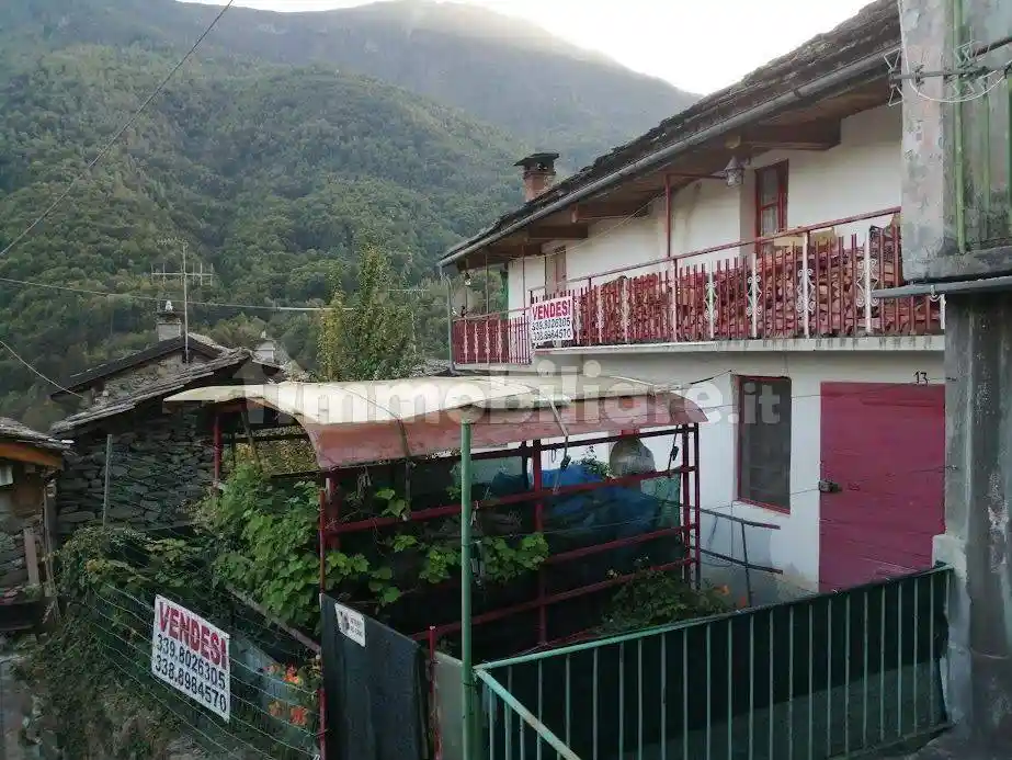 Casa indipendente in vendita a Lemie