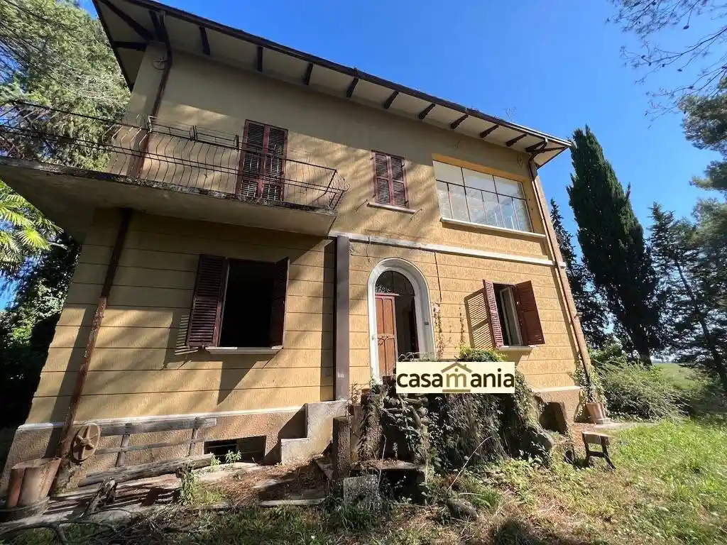 Villa in vendita a Pergola