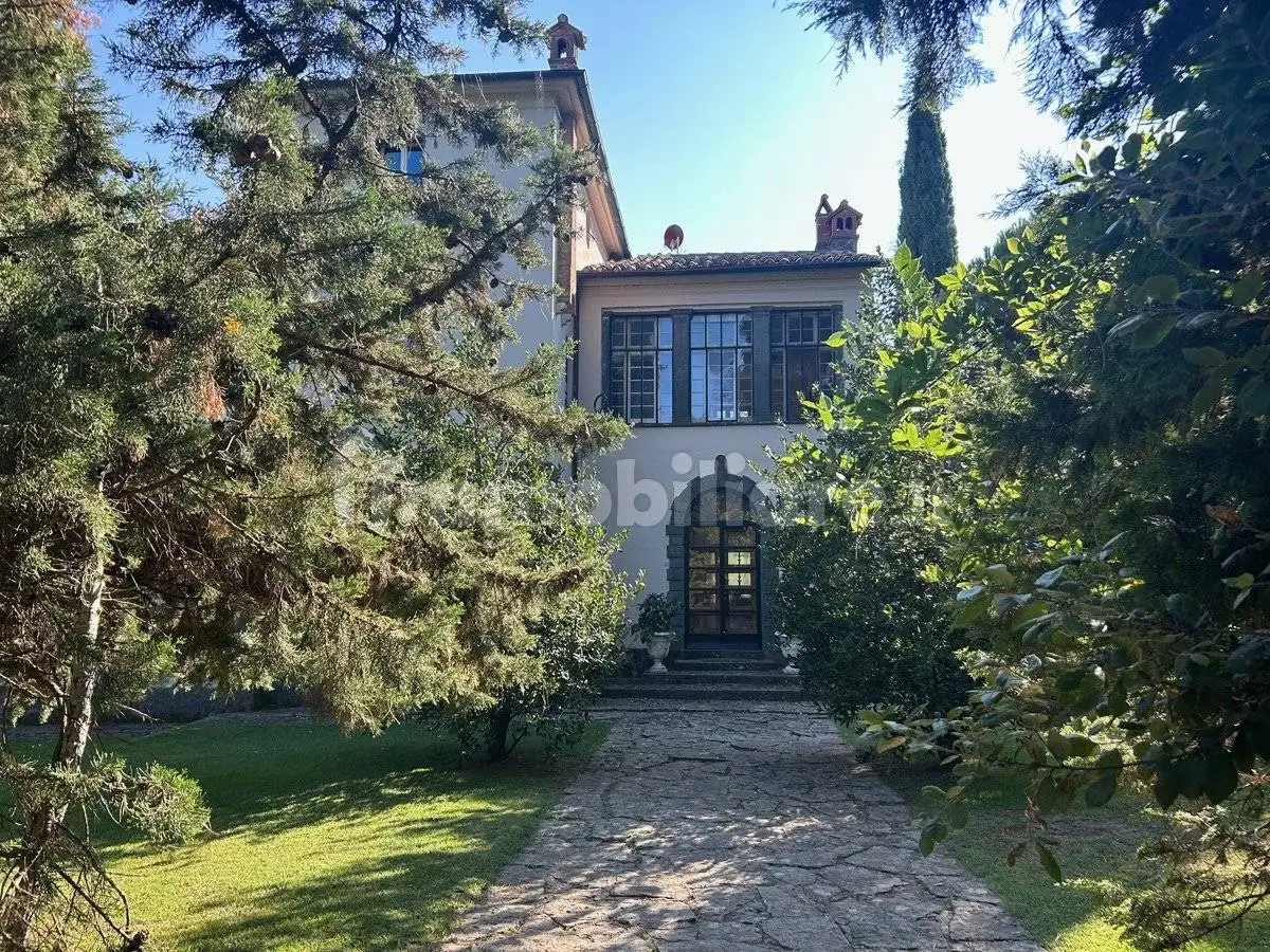 Villa in vendita a Latera