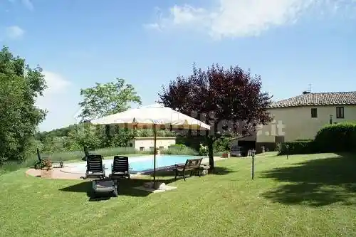Rustico - Casale in vendita a Sarteano