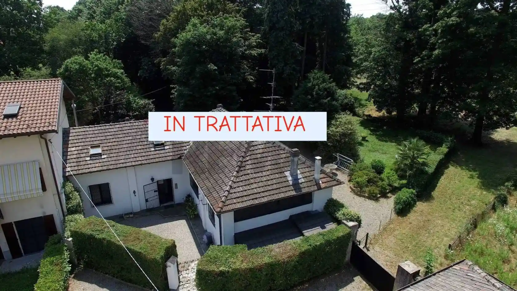 Casa indipendente in vendita a Casorate Sempione