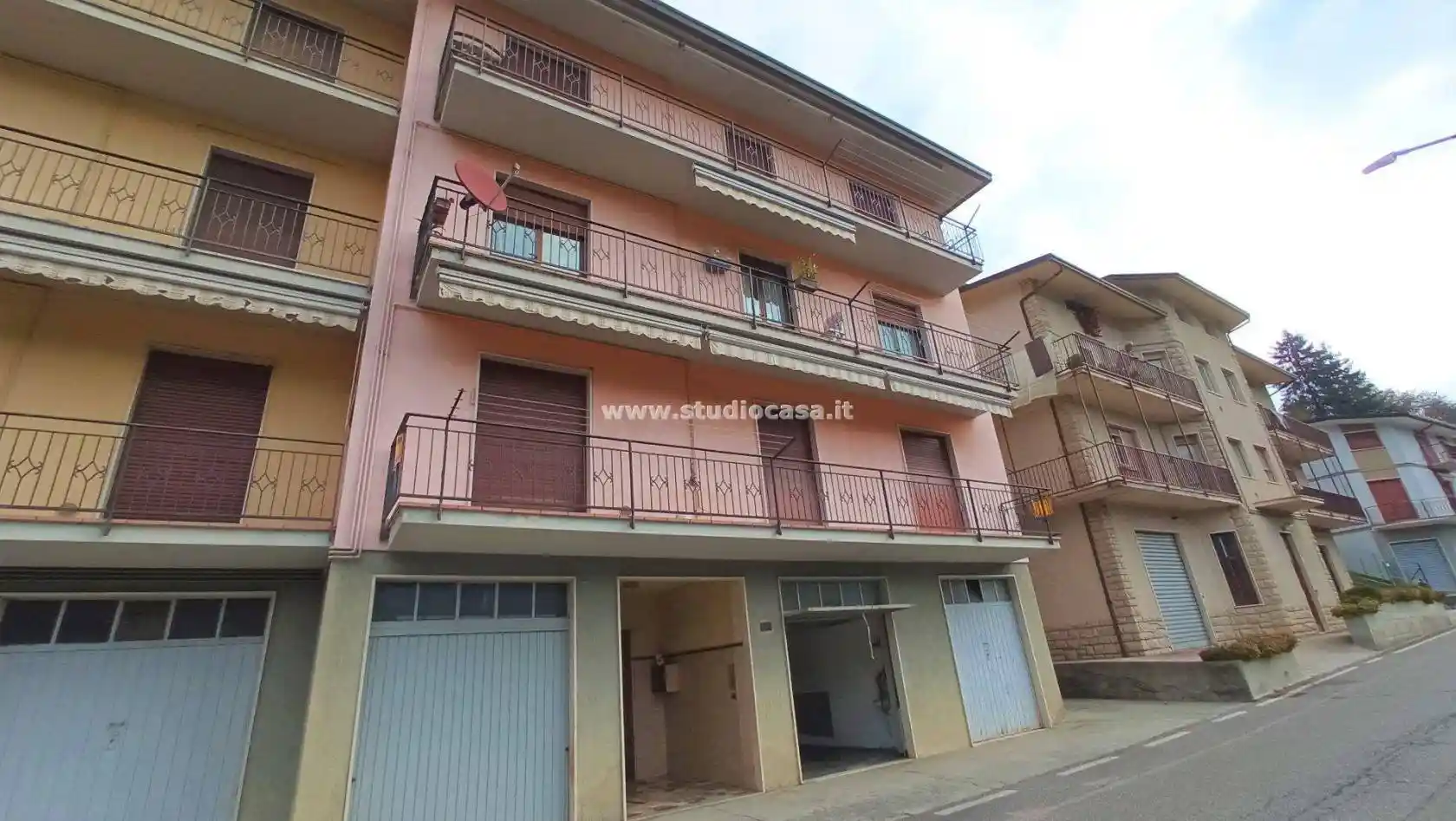 Appartamento in vendita a Gorno