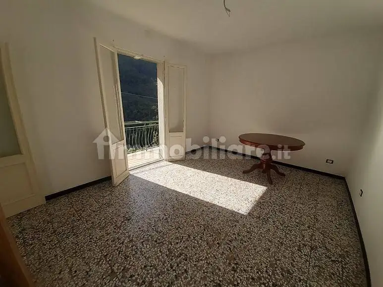 Terratetto unifamiliare 110 m², buono stato, Favale di Malvaro - foto 4