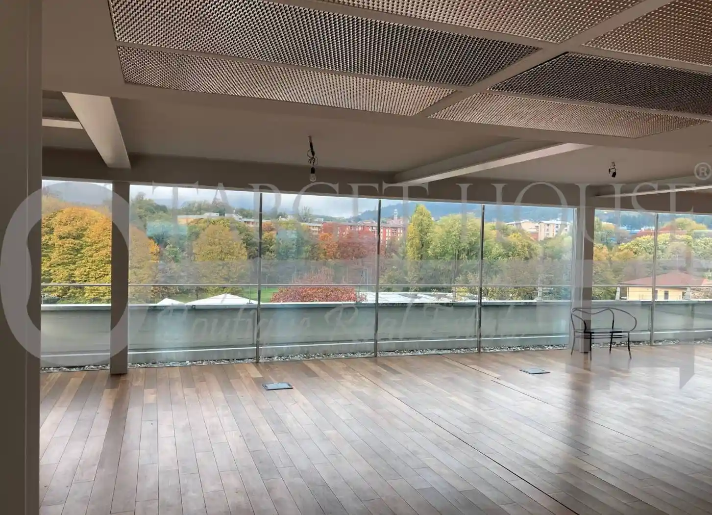 Palazzo - Edificio in Affitto - foto 3