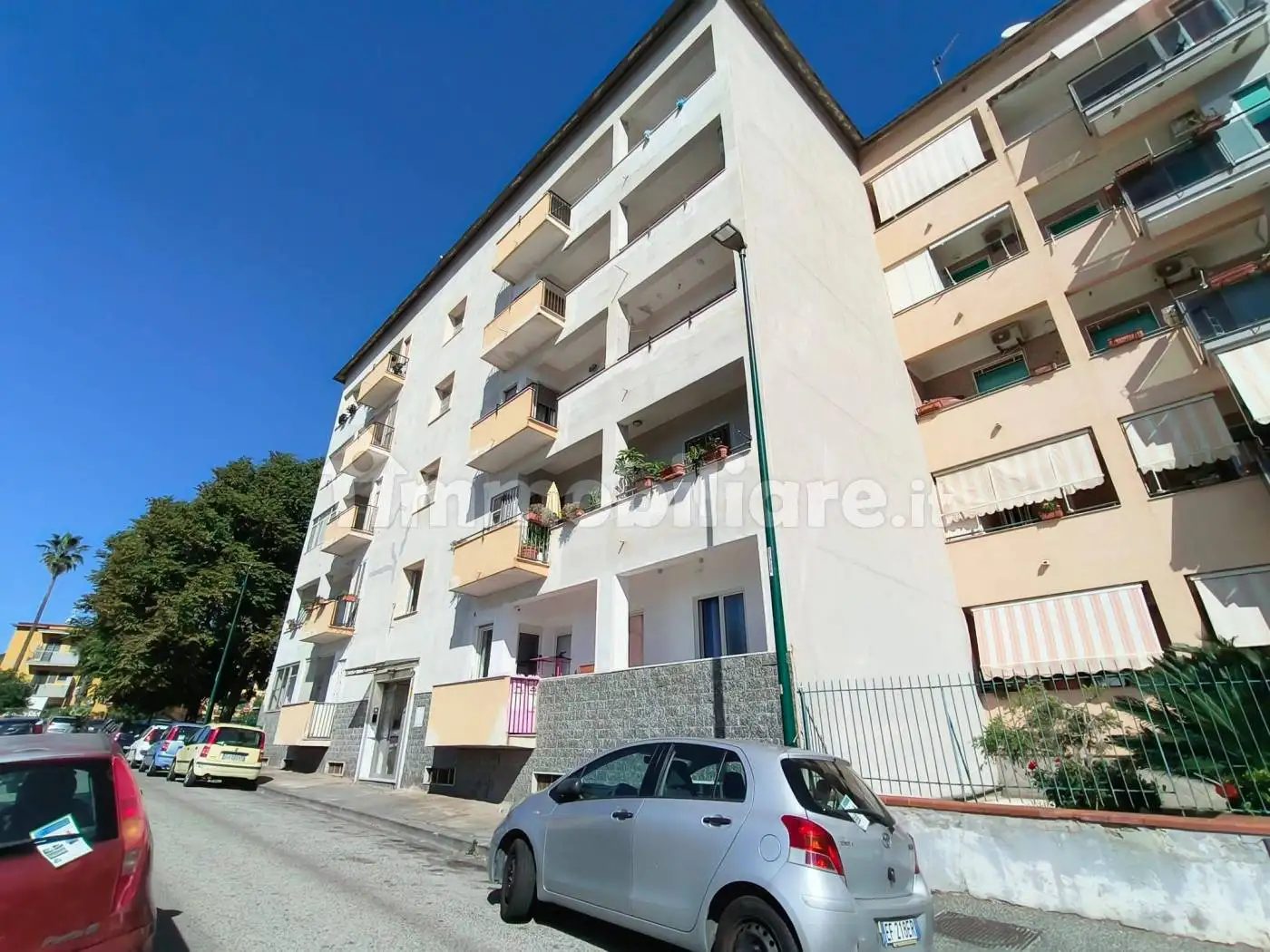 Appartamento in vendita a Napoli