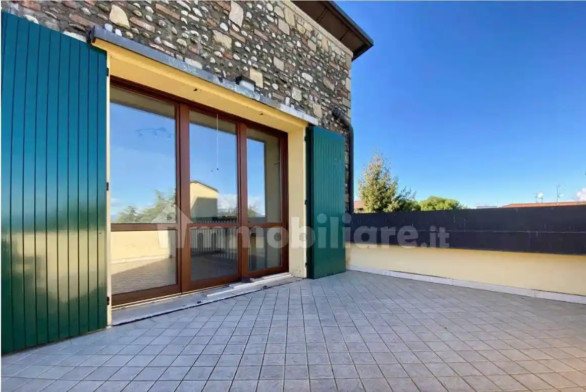 Villa in vendita a Desenzano del Garda