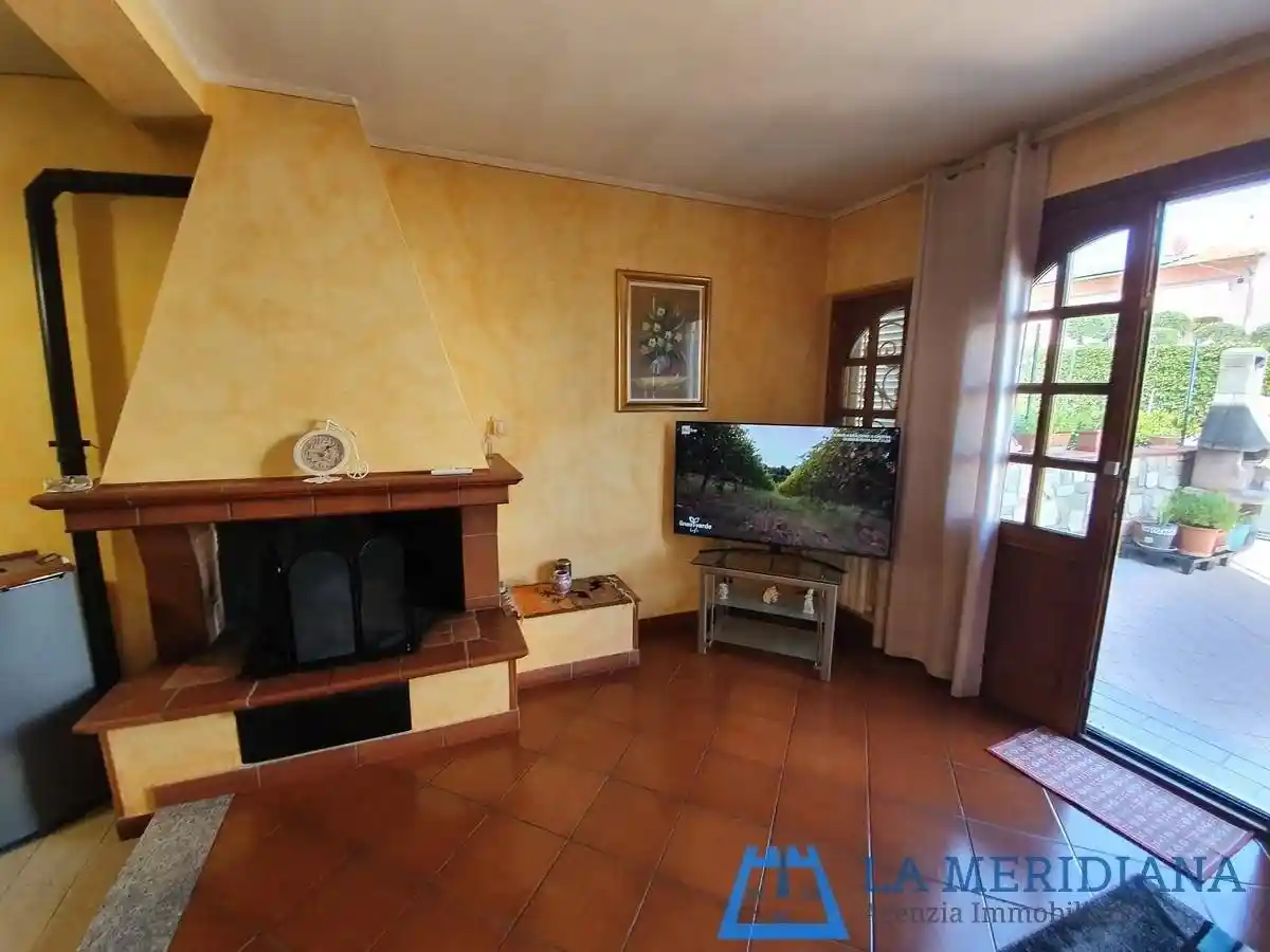 Casa indipendente in vendita a Lamporecchio