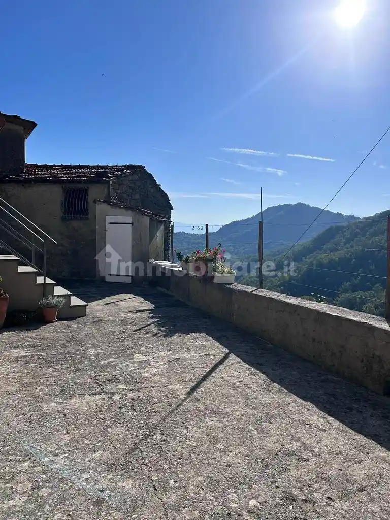 Casa indipendente in vendita a Tresana