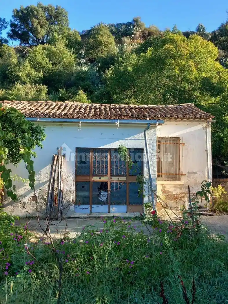 Terratetto plurifamiliare Contrada Arente, Arente, Rose - foto 2