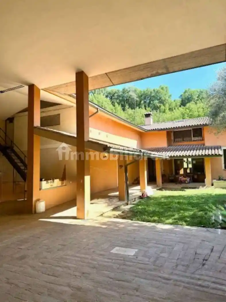 Villa in vendita a Sassuolo