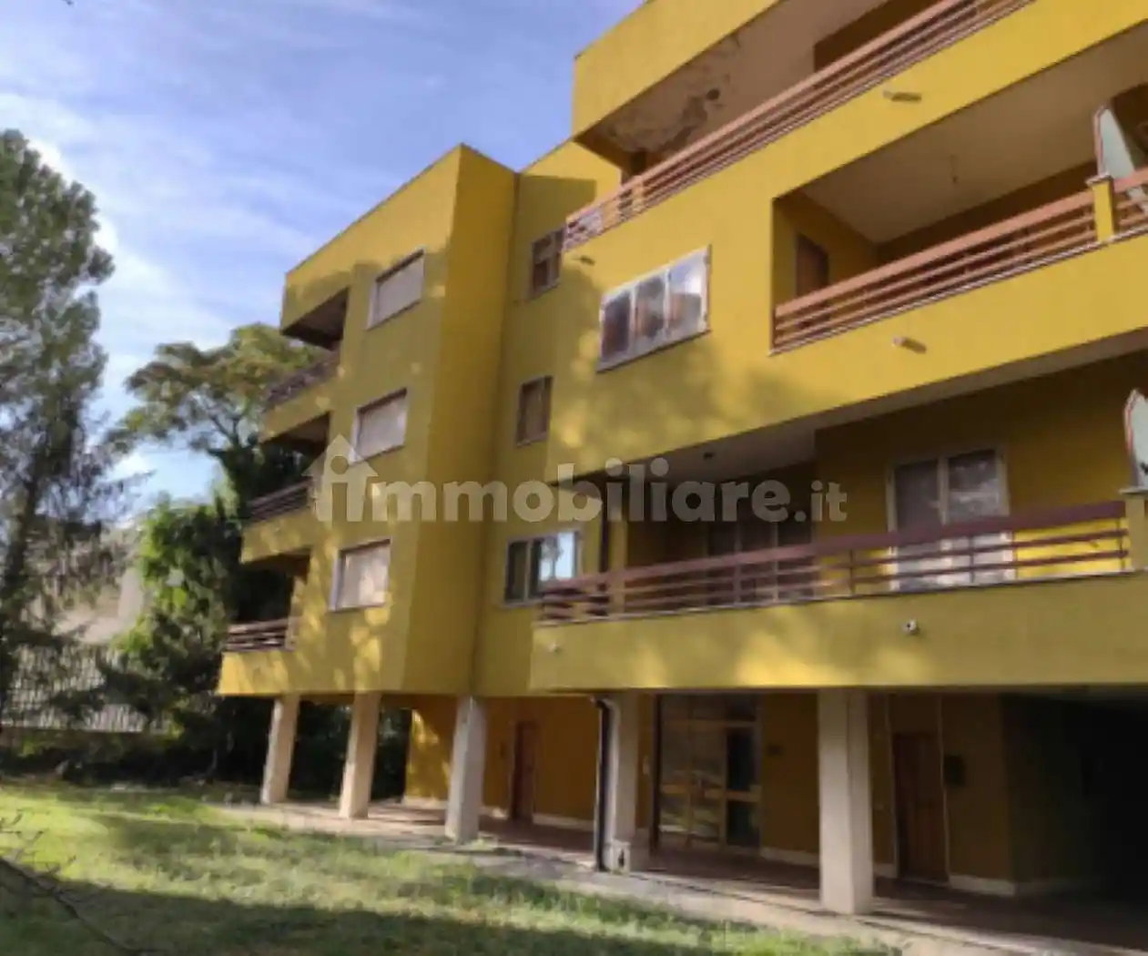 Palazzo - Edificio in vendita a Macerata