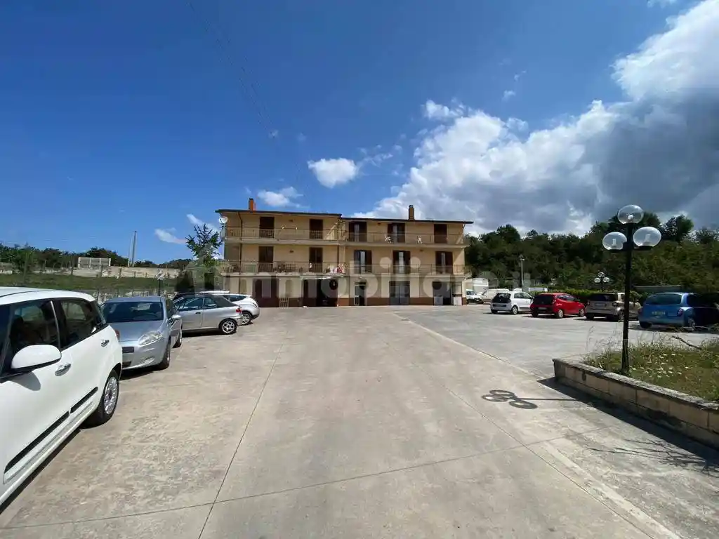 Palazzo - Edificio in Vendita - foto 2