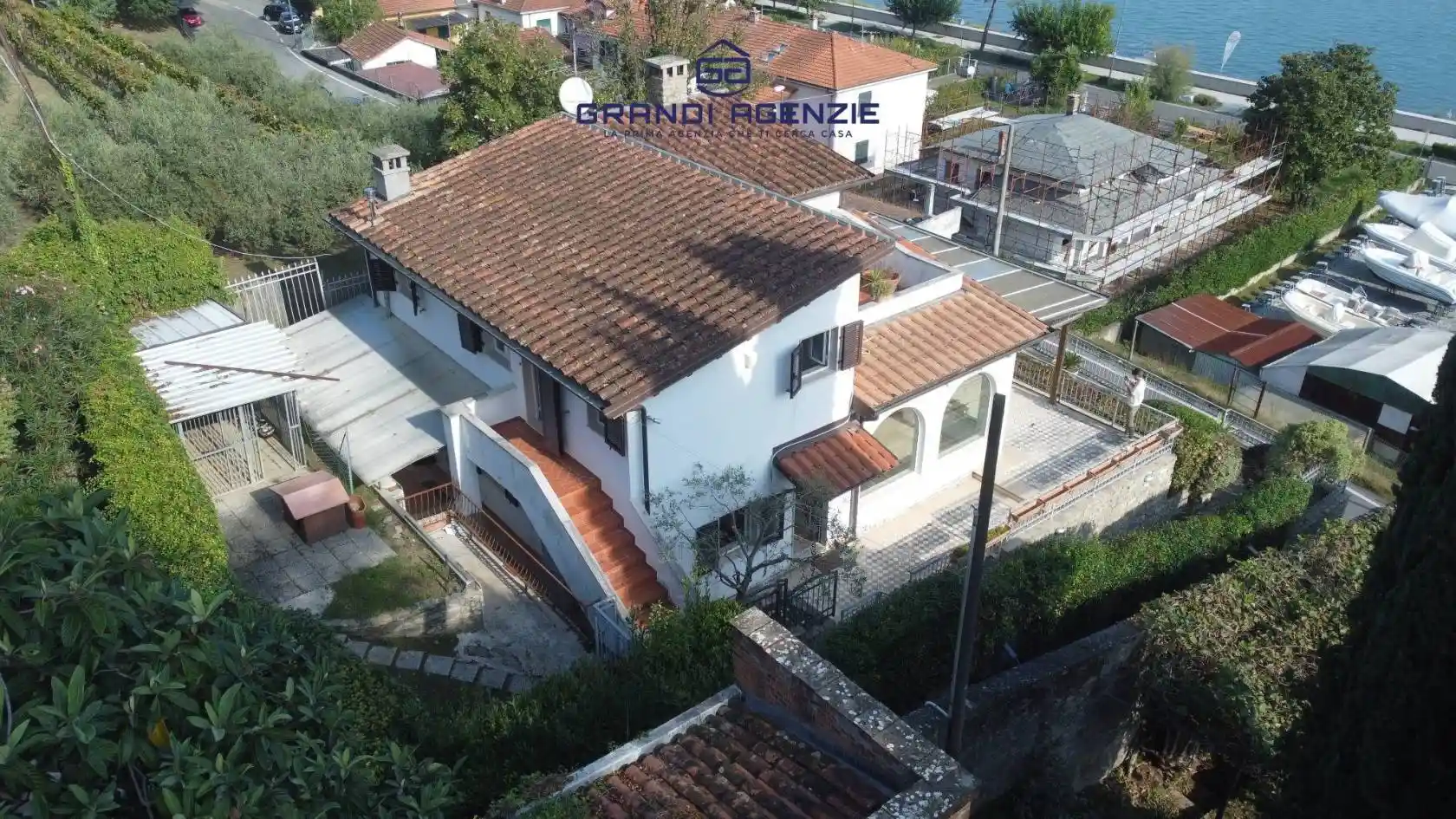 Villa in vendita a Ameglia