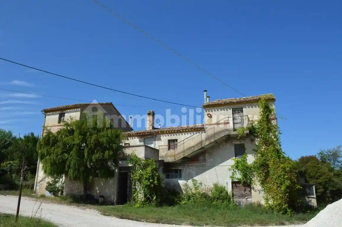 Rustico - Casale in vendita a Osimo