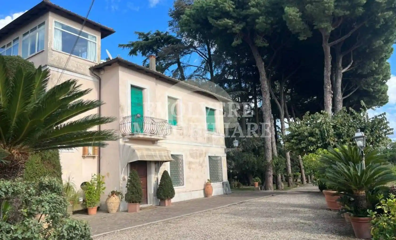 Villa in vendita a Genzano di Roma