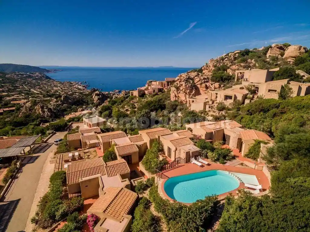 Villa in vendita a Trinità d'Agultu e Vignola