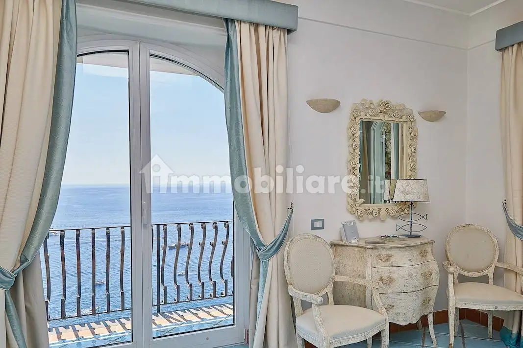 Appartamento in vendita a Capri