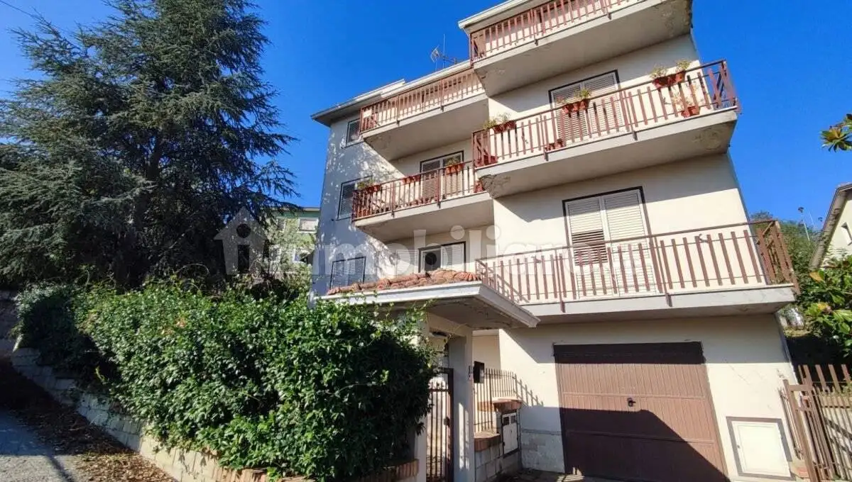 Appartamento in vendita a Sant'Angelo a Cupolo