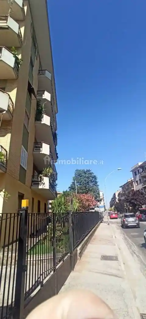 Appartamento via Eugenio Montale 3, Lincoln, Caserta - foto 2