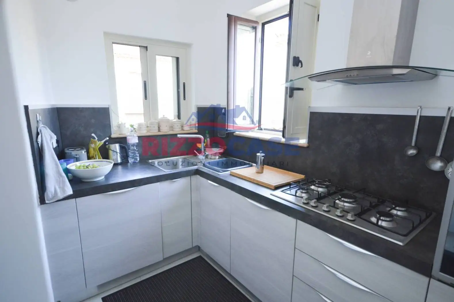 Terratetto plurifamiliare via Iannuzzi - piazza Belluscio 8, Centro, Altomonte - foto 4