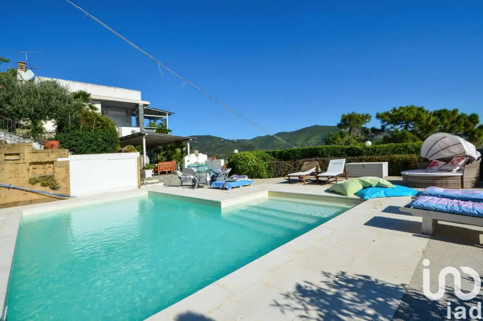 Villa in vendita a Noli