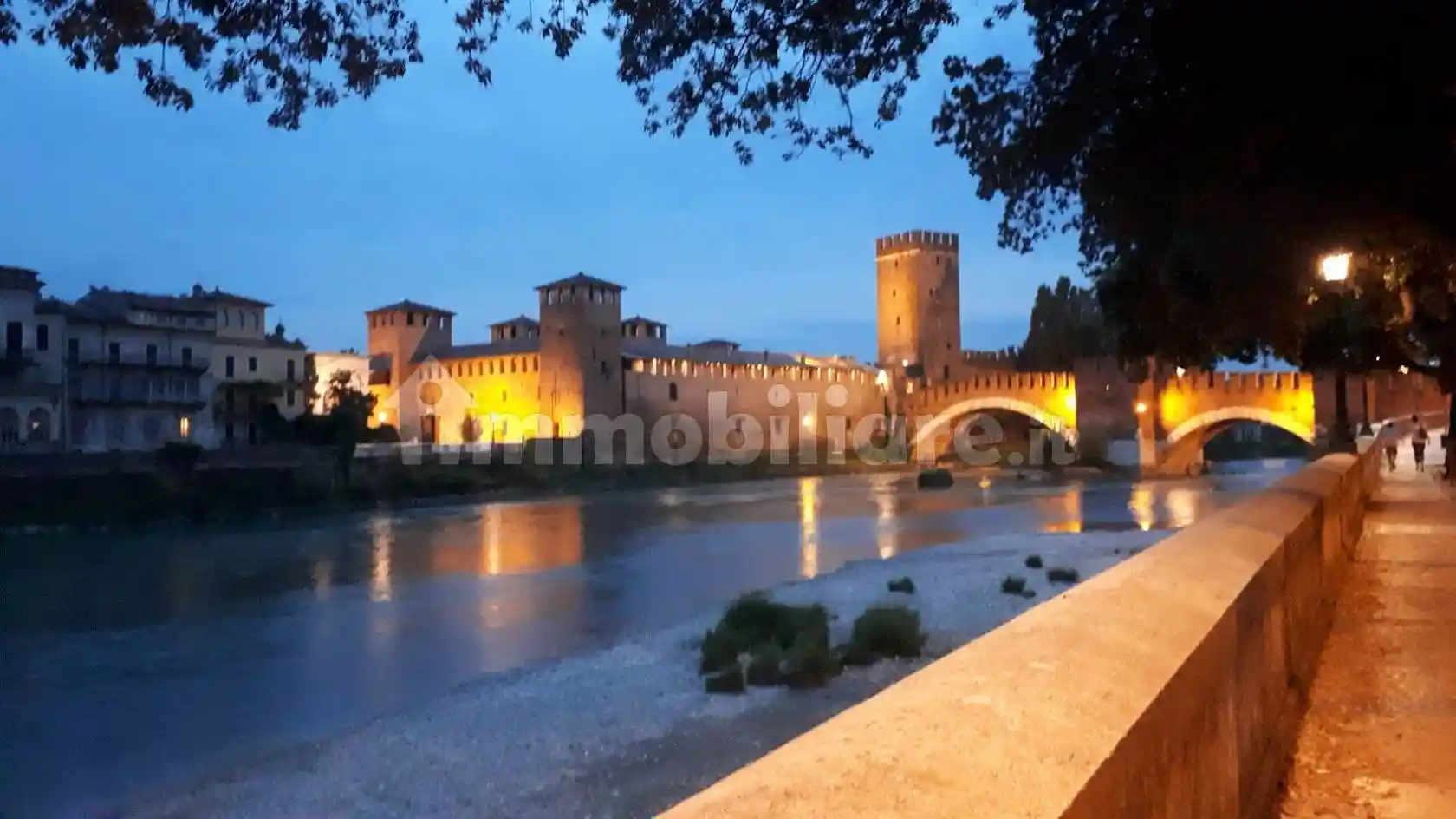 Appartamento in vendita a Verona